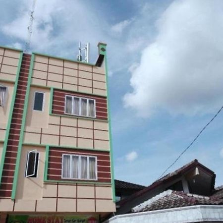 Guest House Taman Sari Syariah Pekanbaru Dış mekan fotoğraf